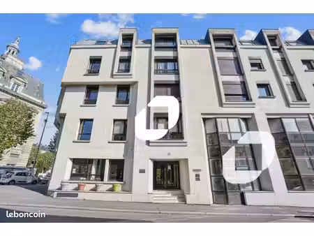 bureaux 446 m²
