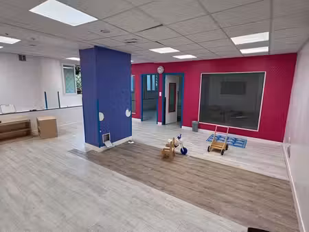 local commercial 160 m² – maisons-alfort – proche mairie / métro ligne 8