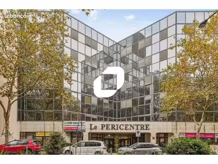 bureau 230 m²
