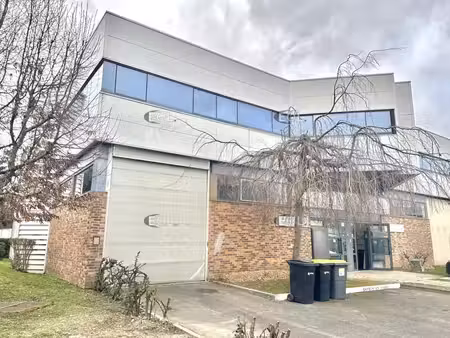 local d'activité 341 m²