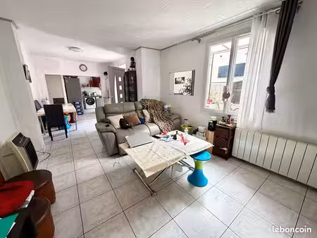 maison 4 pièces 64 m²