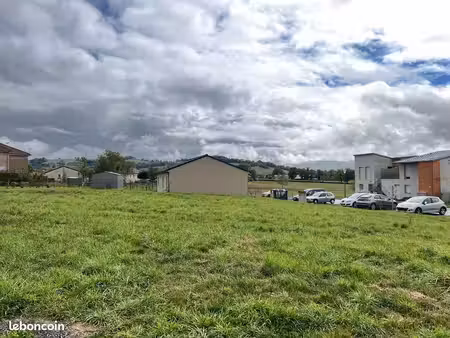 terrain 565 m² naucelles