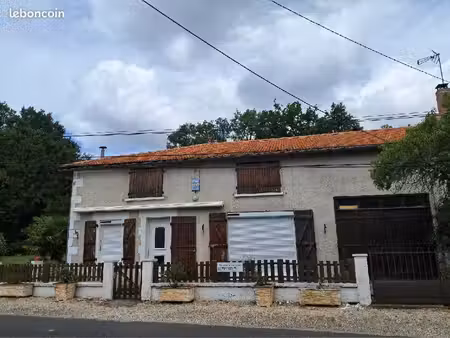 maison familiale spacieuse avec grand terrain