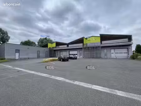 local d'activité 1 657 m²