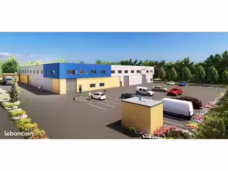 local d'activité 3 795 m²