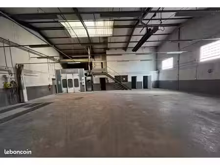 local d'activite 300 m² persan
