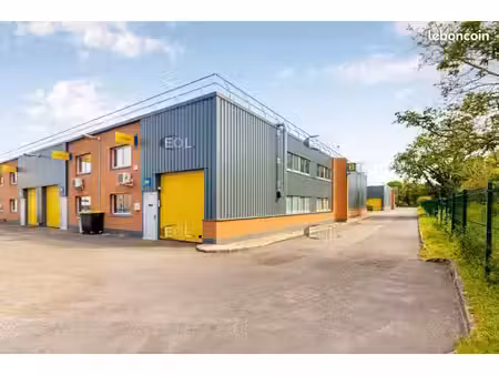 local d'activité 170 m²