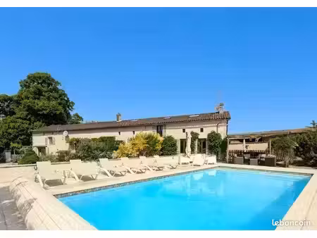 propriété 13 pièces 377 m²