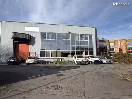 local industriel 3 089 m²