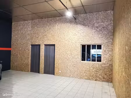 local commercial route st michel / dépôt bureaux 200m2 / parking accès poids lourds