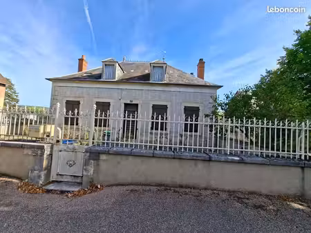 maison 120 m² saint-amand-montrond