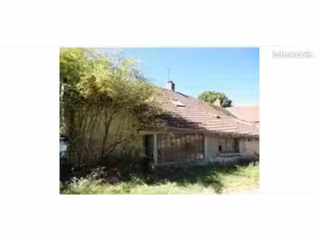 vends maison entièrement à refaire