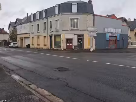 ensemble immobilier mixte – 829 m² – fort potentiel