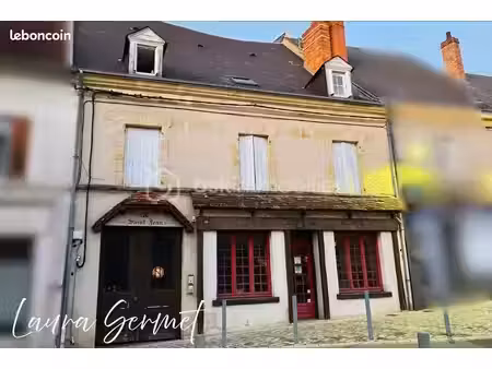 immeuble 17 pièces 490 m²