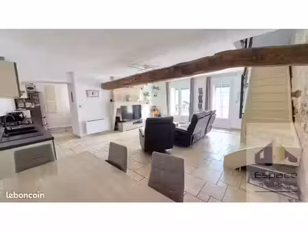 maison 3 pièces 77 m²