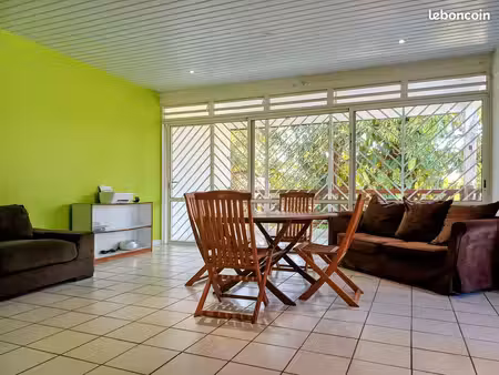 t3 spacieux de 101 m² dont terrasse de 19 m²  ventilé et lumineux à rémire-montjoly