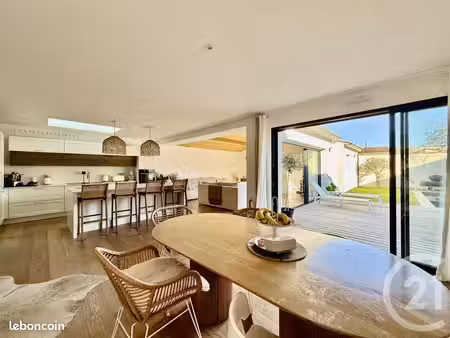 maison 4 pièces 142 m²