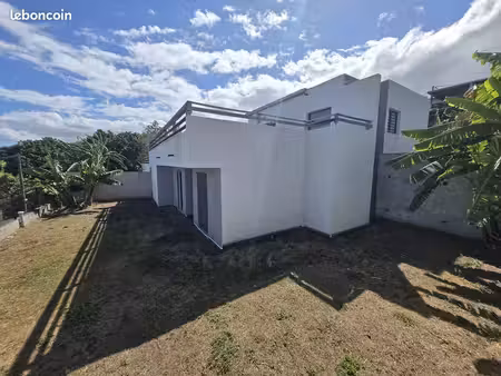 villa 4 pièces 103 m²