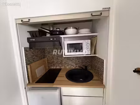 studio 1 pièce 22 m²