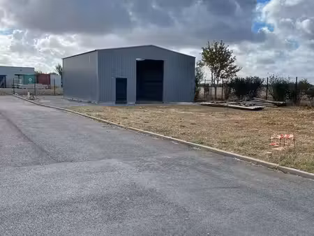 local neuf de 120m2