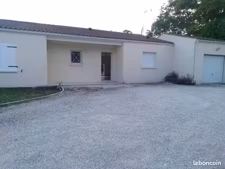 maison à louer celles 17520