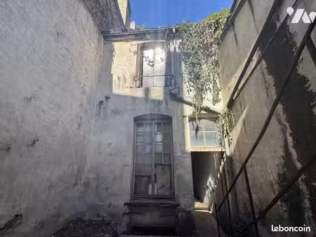 maison 13 pièces 405 m²