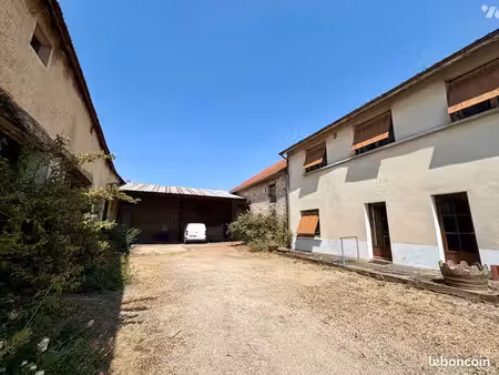 maison 6 pièces 142 m²