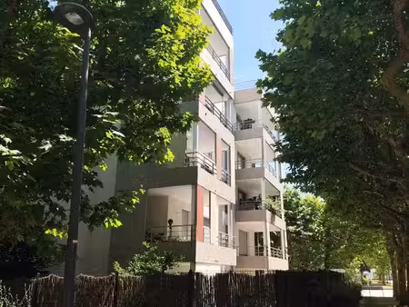 superbe f3 de 2019 a côté du chu dans écoquartier