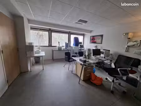 bureaux 119 m² perigueux