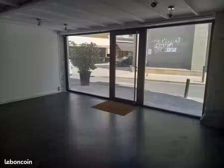 local commercial à louer