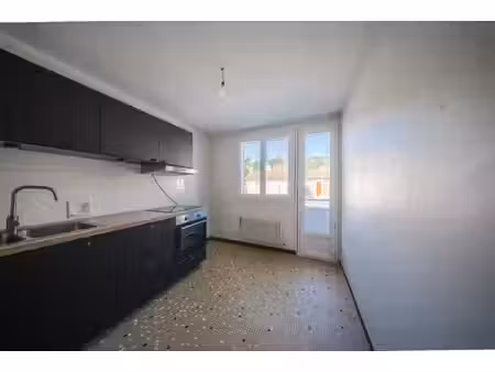 appartement t2 charmant et lumineux – 47 26 m² – secteur le