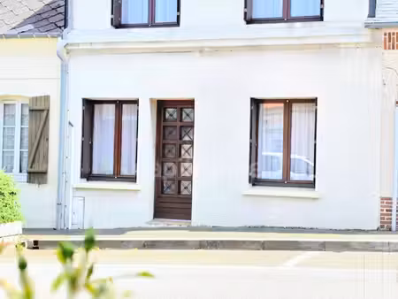 à vendre maison de ville proche de la mer de 77.5m²  4 pièces a eu (76)