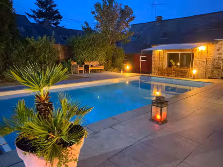 longère en pierre de 153 m² habitable avec piscine- 4chambres parcelle 506 m²