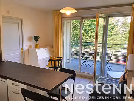 appartement 2 pièces fort de bron meublé avec terrasse et garage - 69500 bron