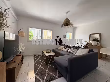 saint-laurent-d'aigouze ?appartement de plain-pied avec jardin et stationnement