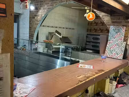 pizzeria / kebab