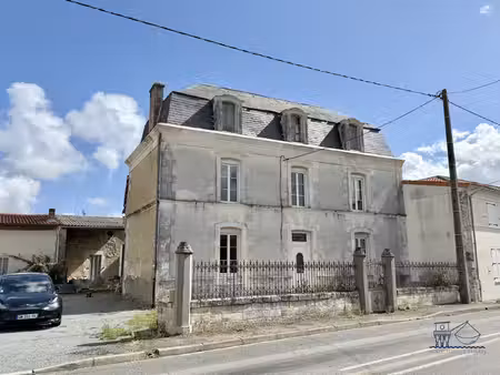 maison bourgeoise  dépendances et bâtiments de stockage – fo