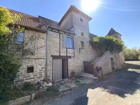 gramat  propriété de caractère xviiie + dépendances. jardin 720 m²