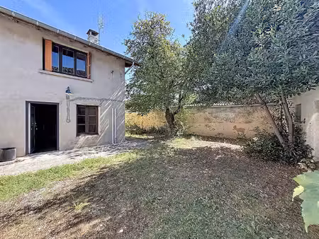 maison 110m2  2 chambres  combles aménageables  dépendance  terrain 540m2