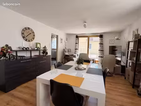 appartement 3 pièces 65 m²