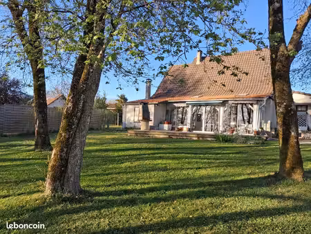 maison avec cachet 5 pièces