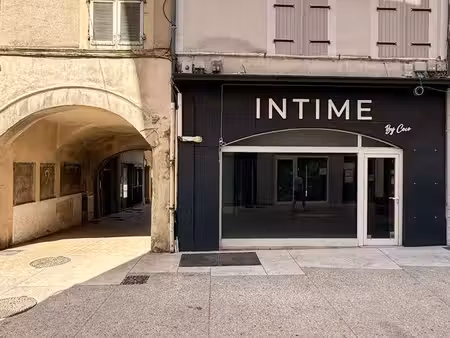 local commercial 35 m² + cave 35 m² – centre-ville de montélimar