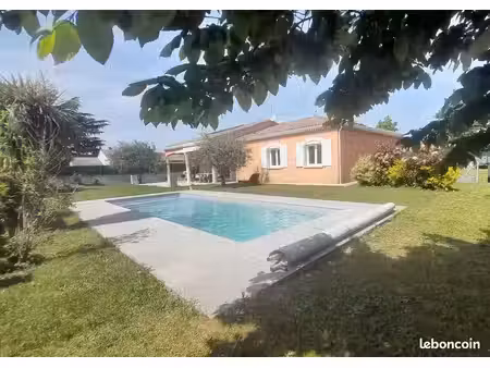 villa 4 chambres plain pied sur 1000m2 avec piscine