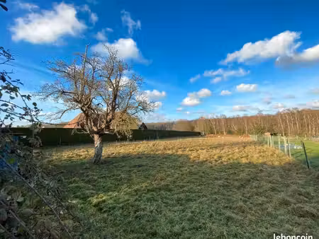 terrain 2 700 m² valailles