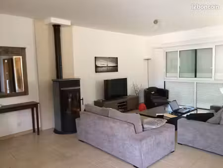 grande maison à louer
