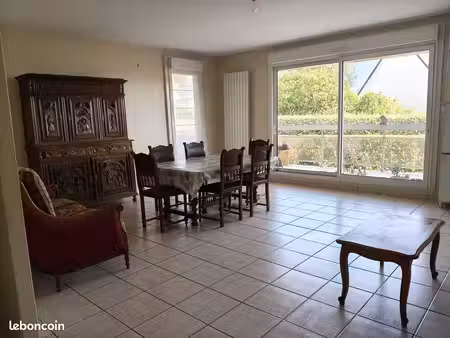 appartement 3 pièces 79 m² face aux jardins de kerbonne à brest