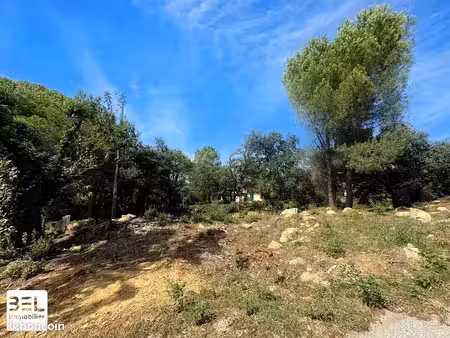 terrain 860 m² sabran