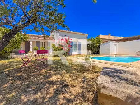 villa familiale 5 chambres avec piscine à jonquières