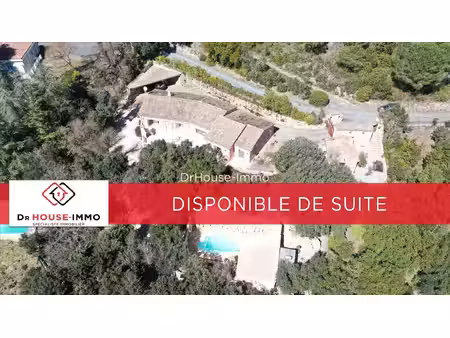 villa d'exception au coeur de la nature méditerranéenne