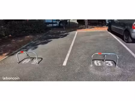 places de parking au golf de seilh